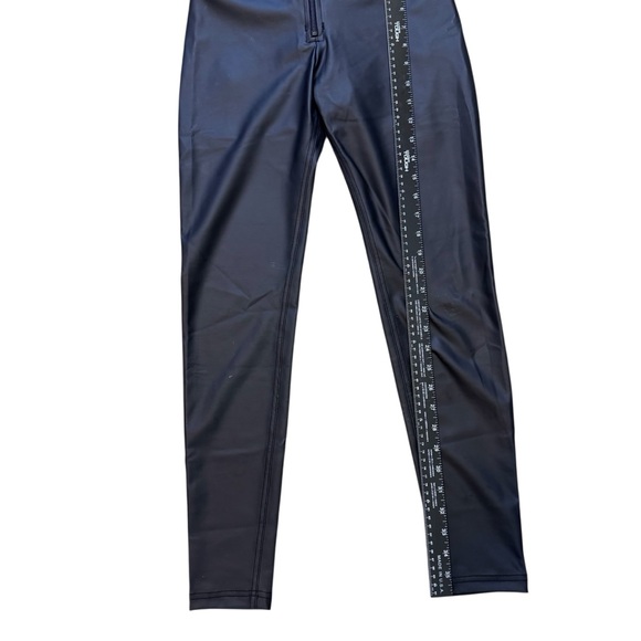 Freddy High-Rise Sculpting Skinny Woman’s Pants - Picture 7 of 14